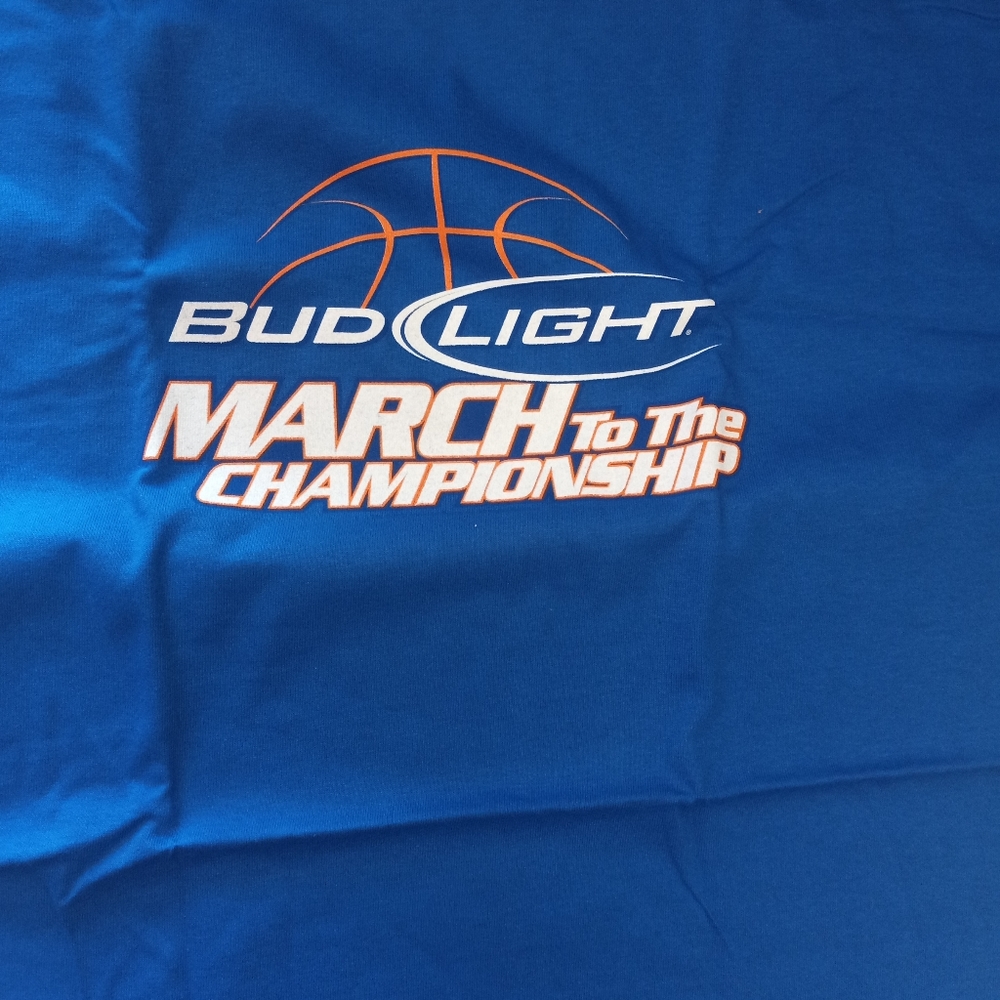 Bud Light March To The Championship T-Shirt Size Large Blue NWOT Unisex
